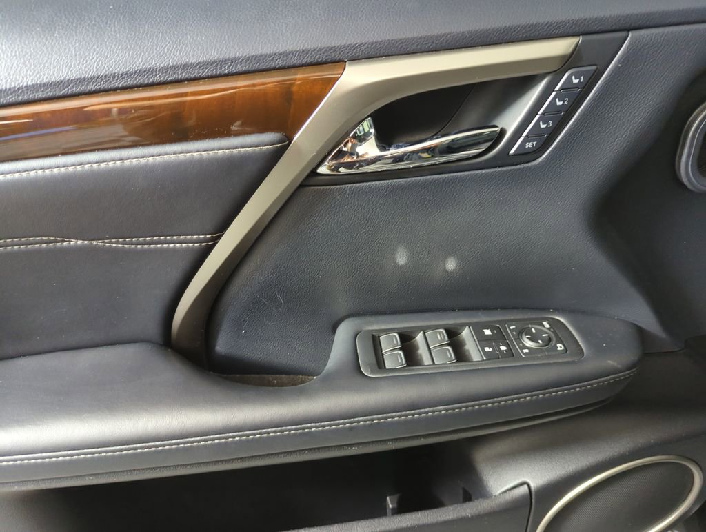 Used 2019 Lexus RX 350 FWD w/ Navigation Package image 9