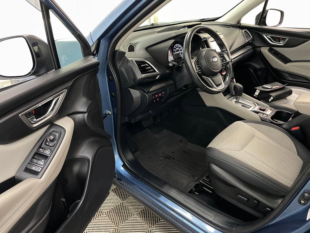 Used 2022 Subaru Forester Premium AWD/4WD image 23