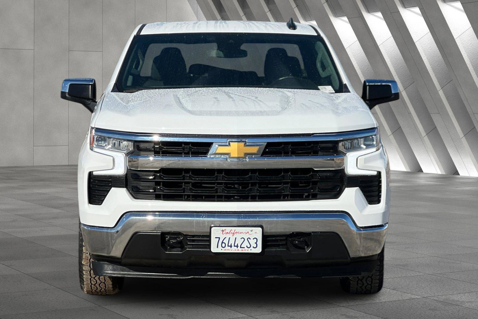 Used 2024 Chevrolet Silverado 1500 LT w/ Protection Package image 9