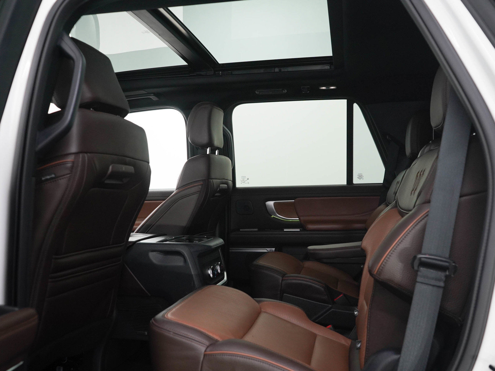 Used 2025 Ford Expedition King Ranch AWD/4WD image 21