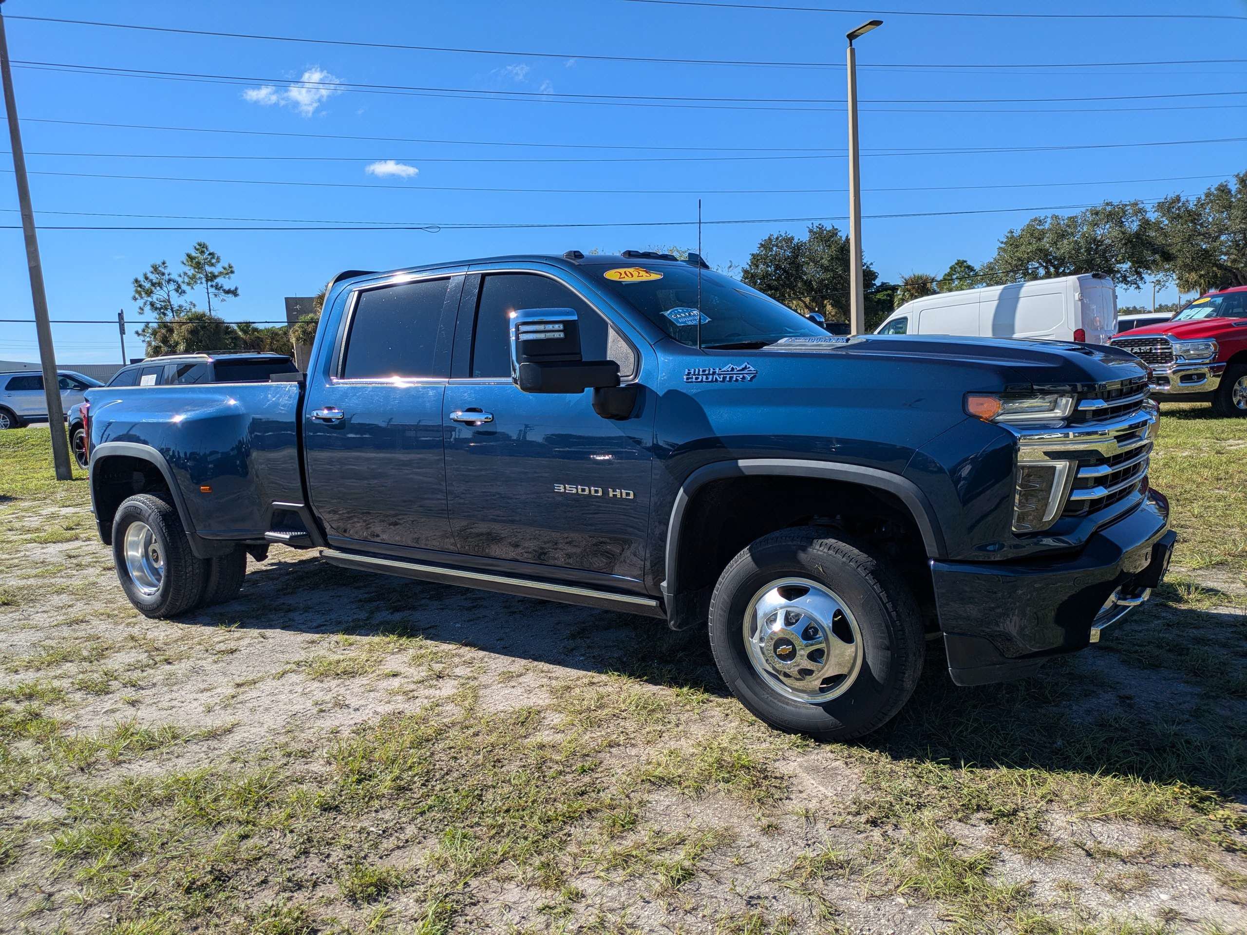 Used 2023 Chevrolet Silverado 3500 High Country AWD/4WD image 5