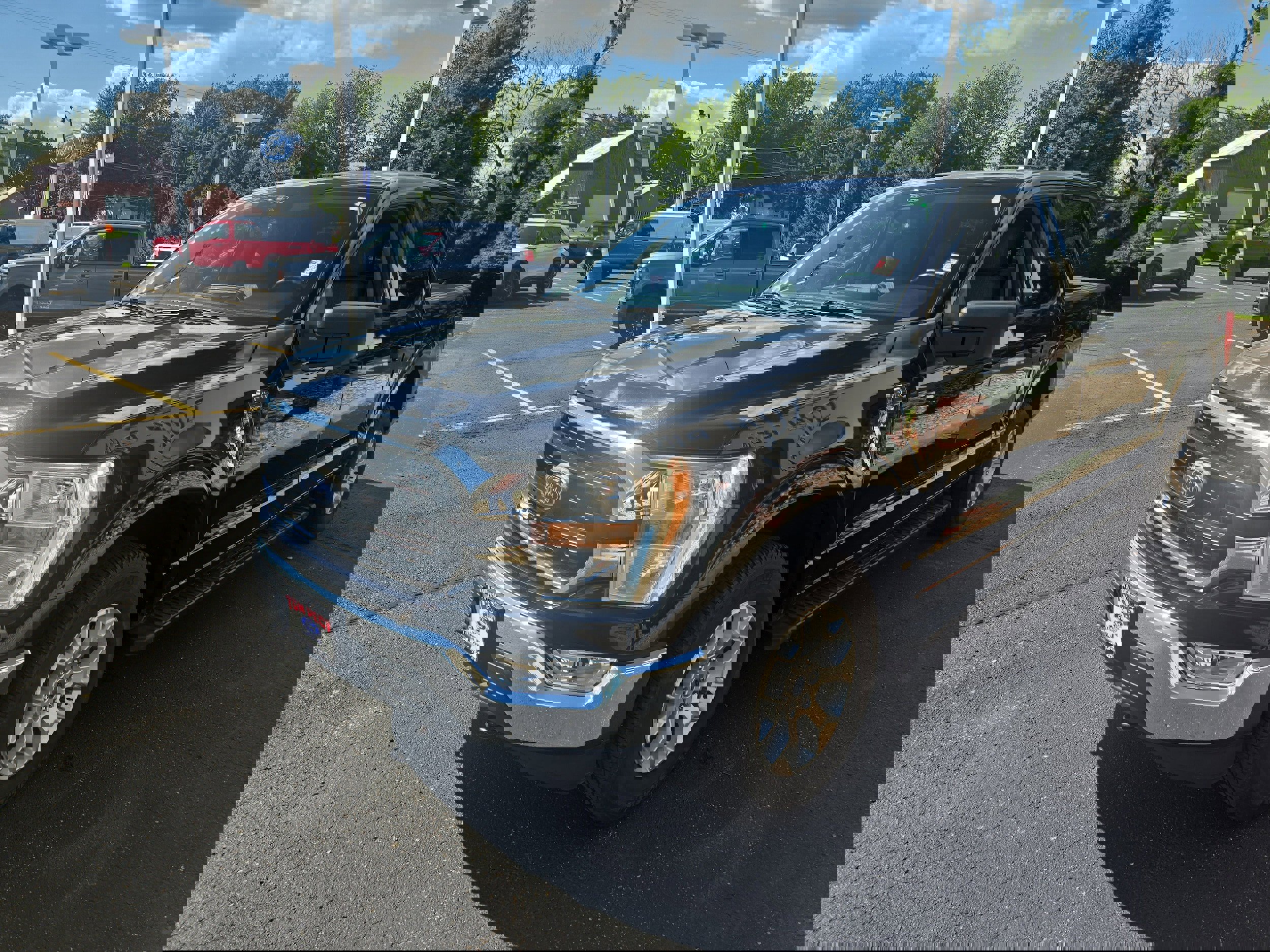 Used 2022 Ford F150 XLT w/ Equipment Group 301A Mid image 4