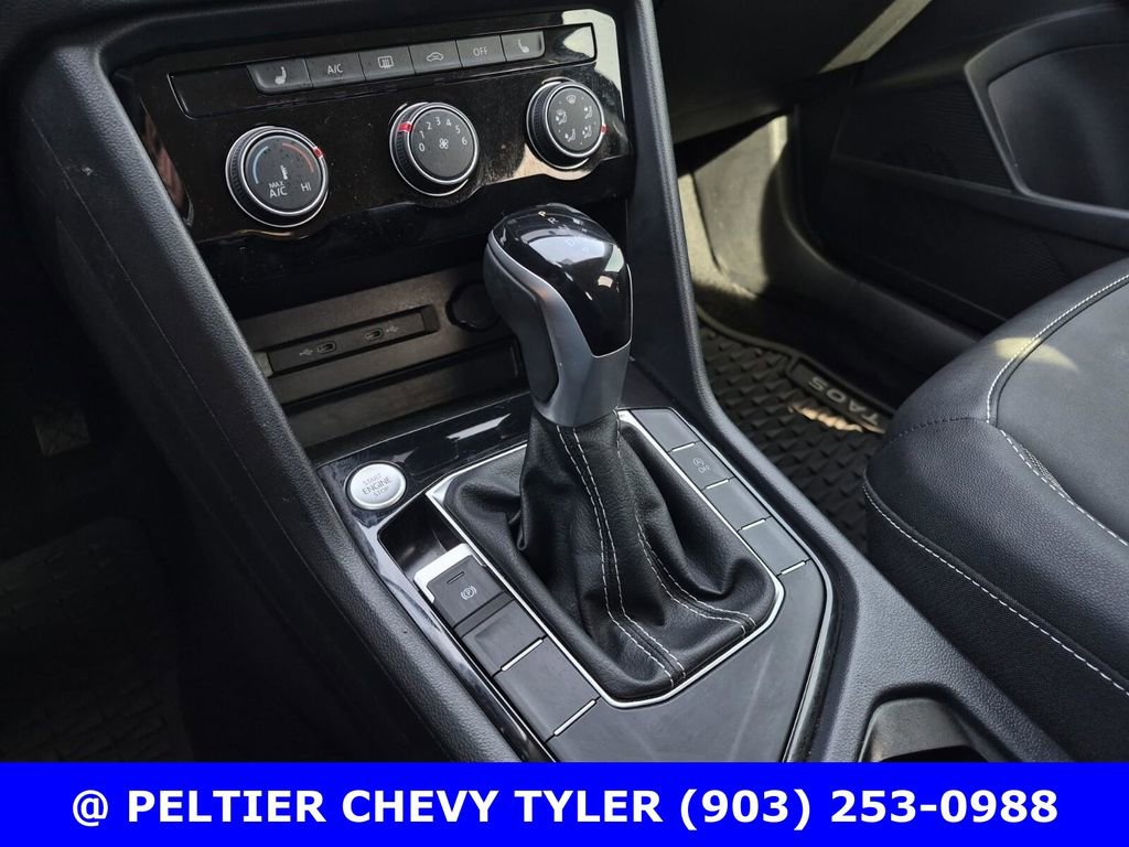 Used 2023 Volkswagen Taos SE w/ Black Wheel Package image 21