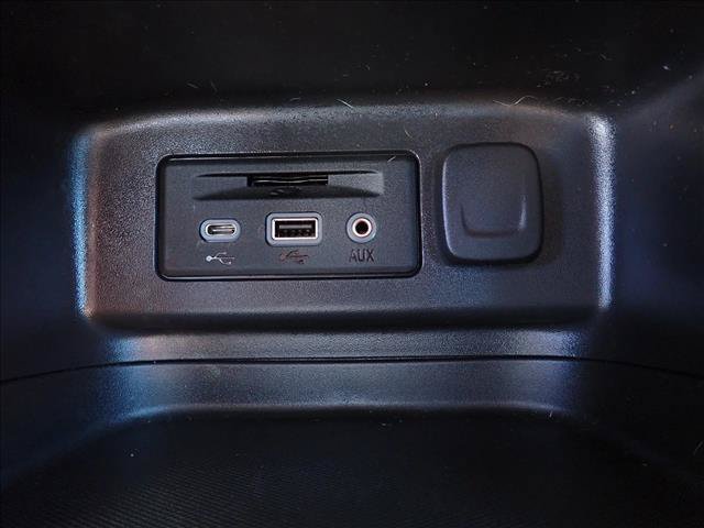 Used 2024 Chevrolet Equinox RS FWD image 19