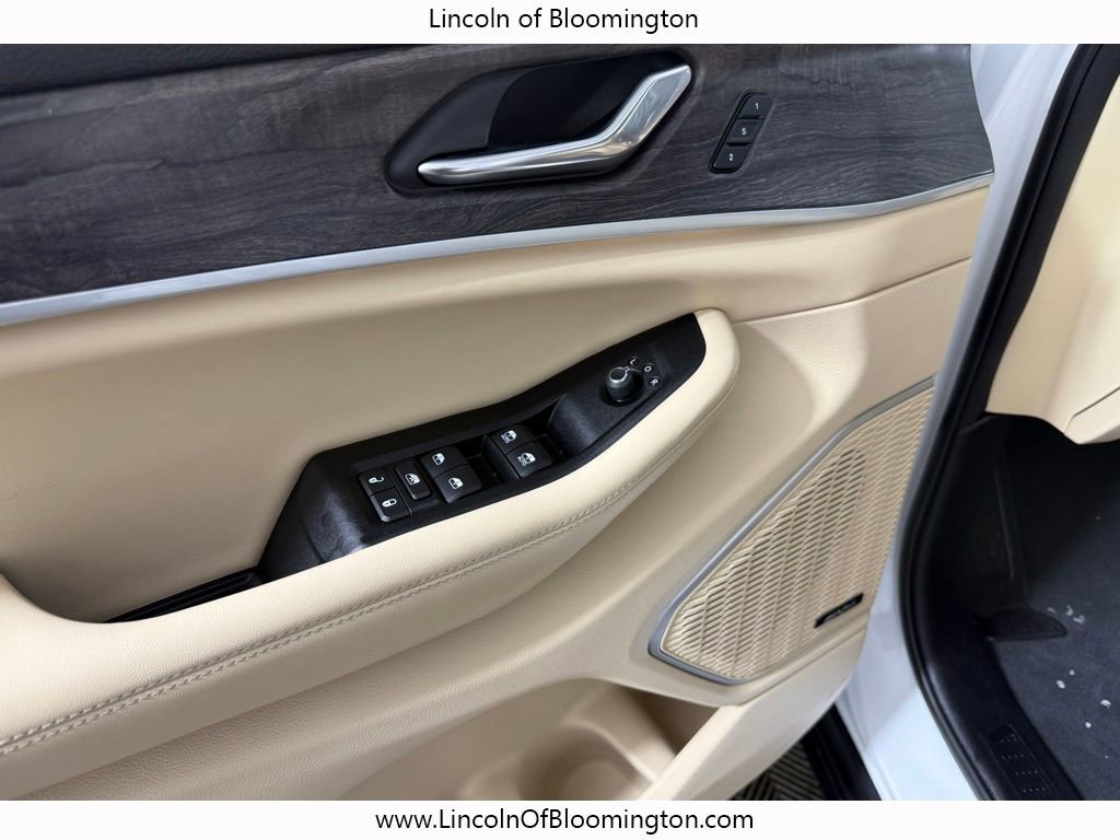 Used 2024 Jeep Grand Cherokee Limited 4xe image 15