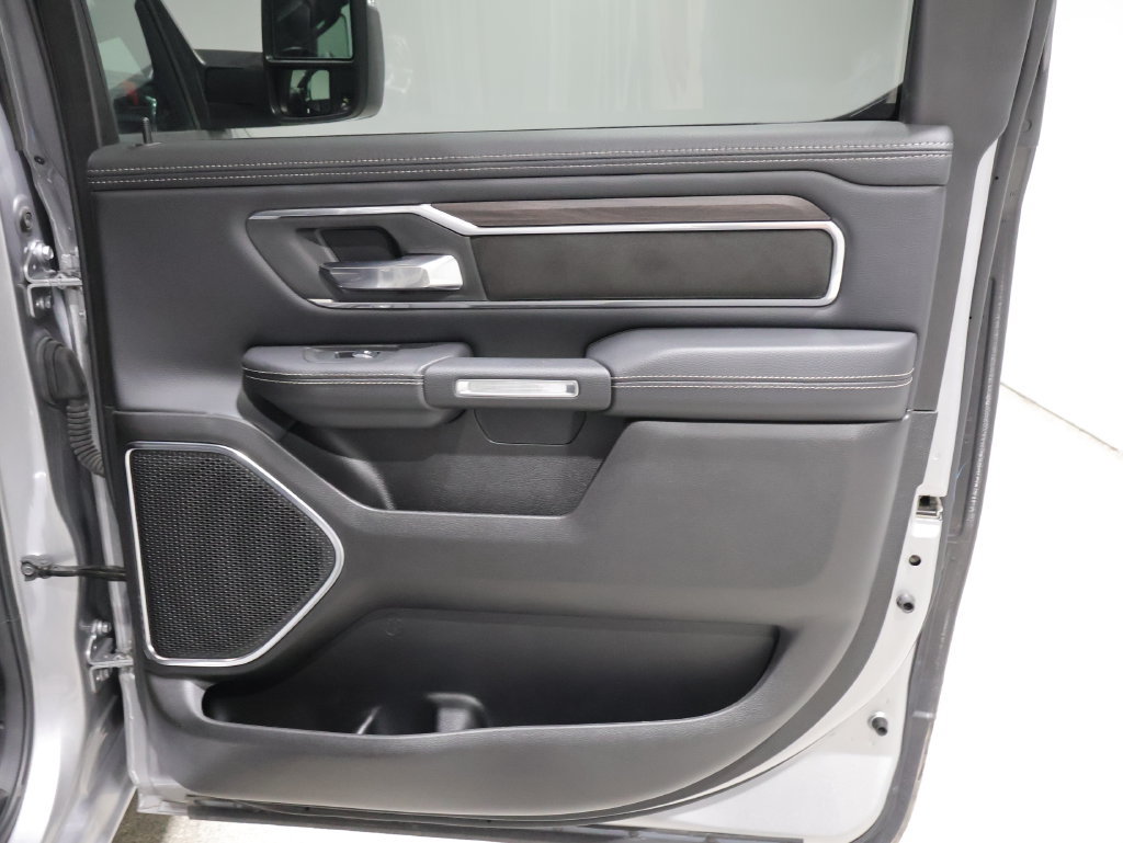 Used 2025 RAM 1500 Laramie w/ Sport Appearance Package AWD/4WD image 21
