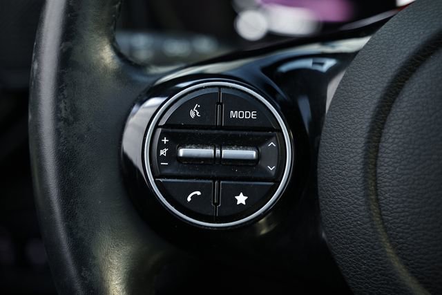 Used 2023 Kia Soul EX image 32