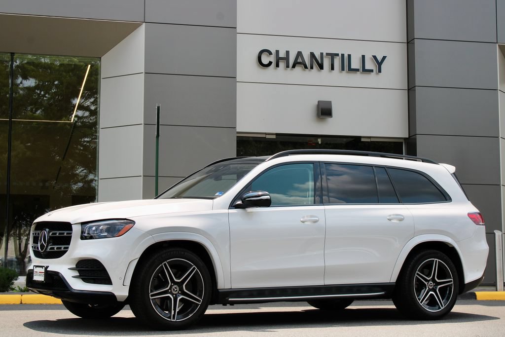 Used 2023 Mercedes-Benz GLS 580 4MATIC image 1