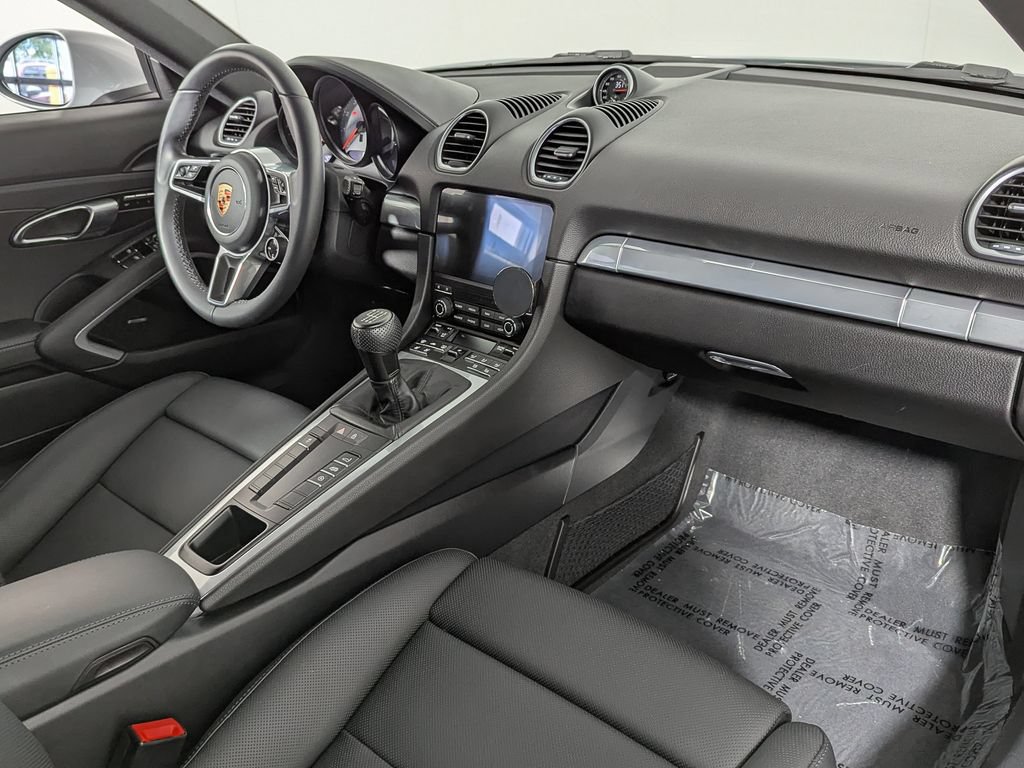 Used 2025 Porsche 718 Cayman S RWD image 27