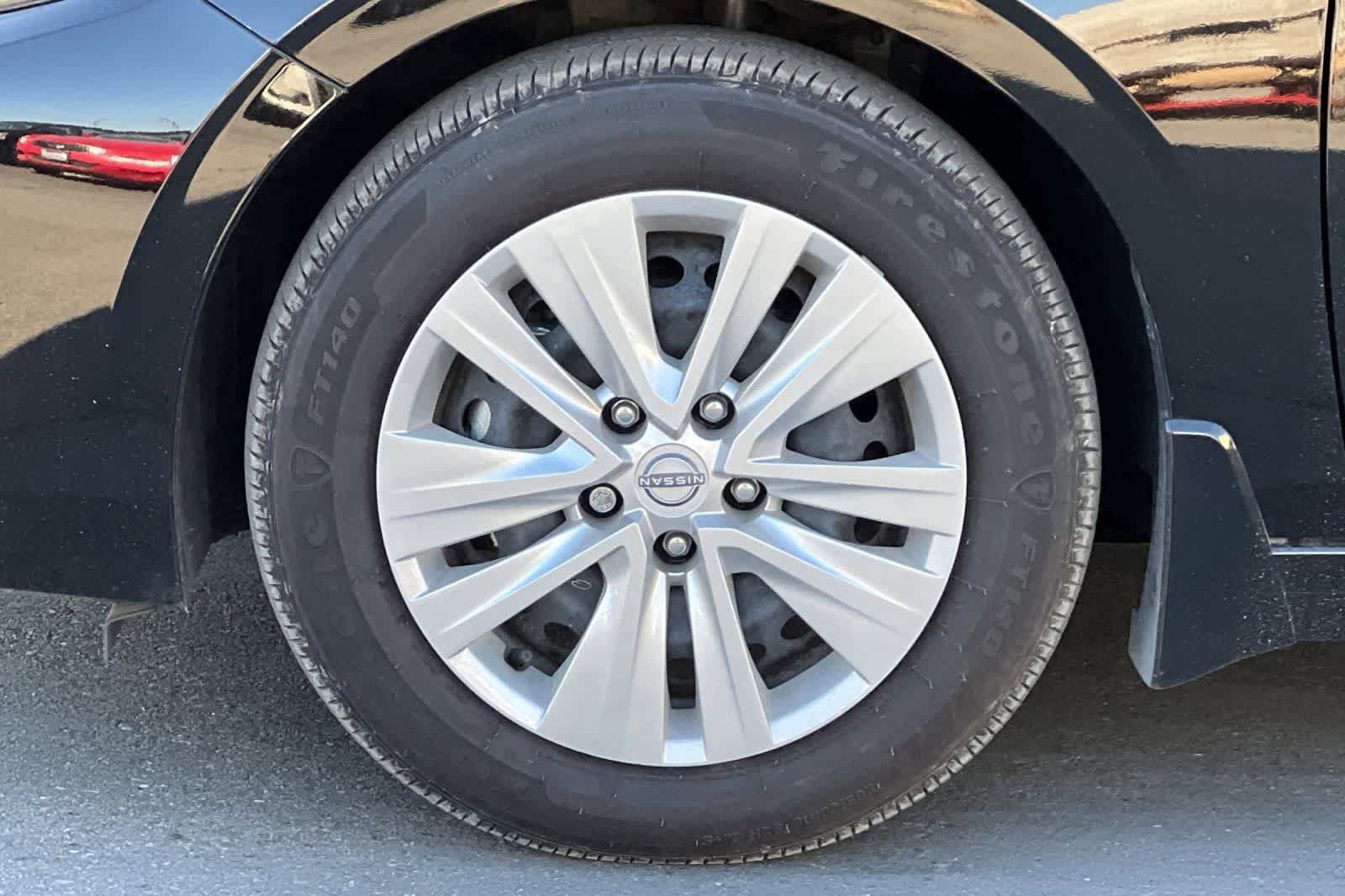 Certified 2025 Nissan Sentra S FWD image 12