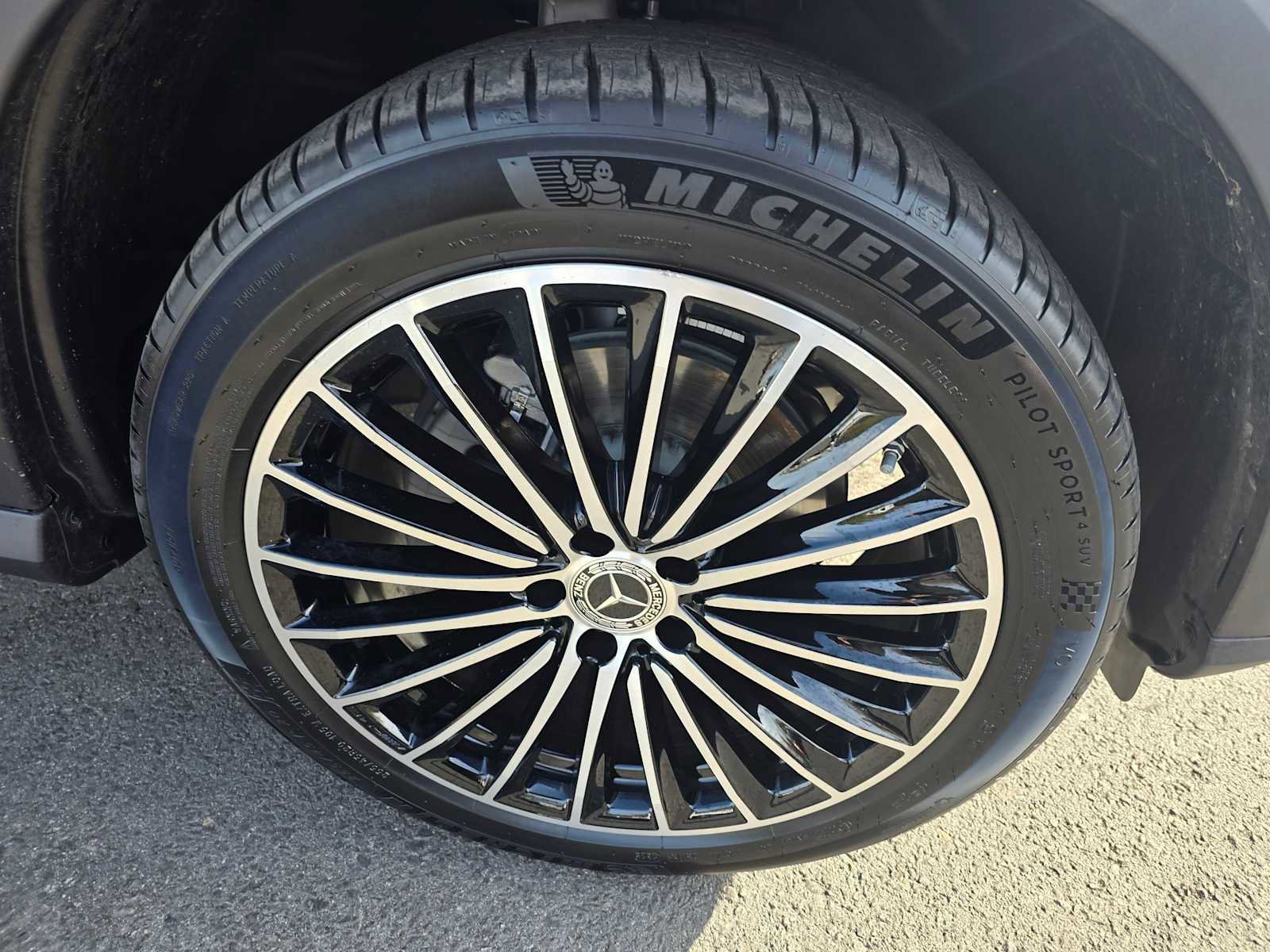 Certified 2026 Mercedes-Benz GLC 300 4MATIC image 9