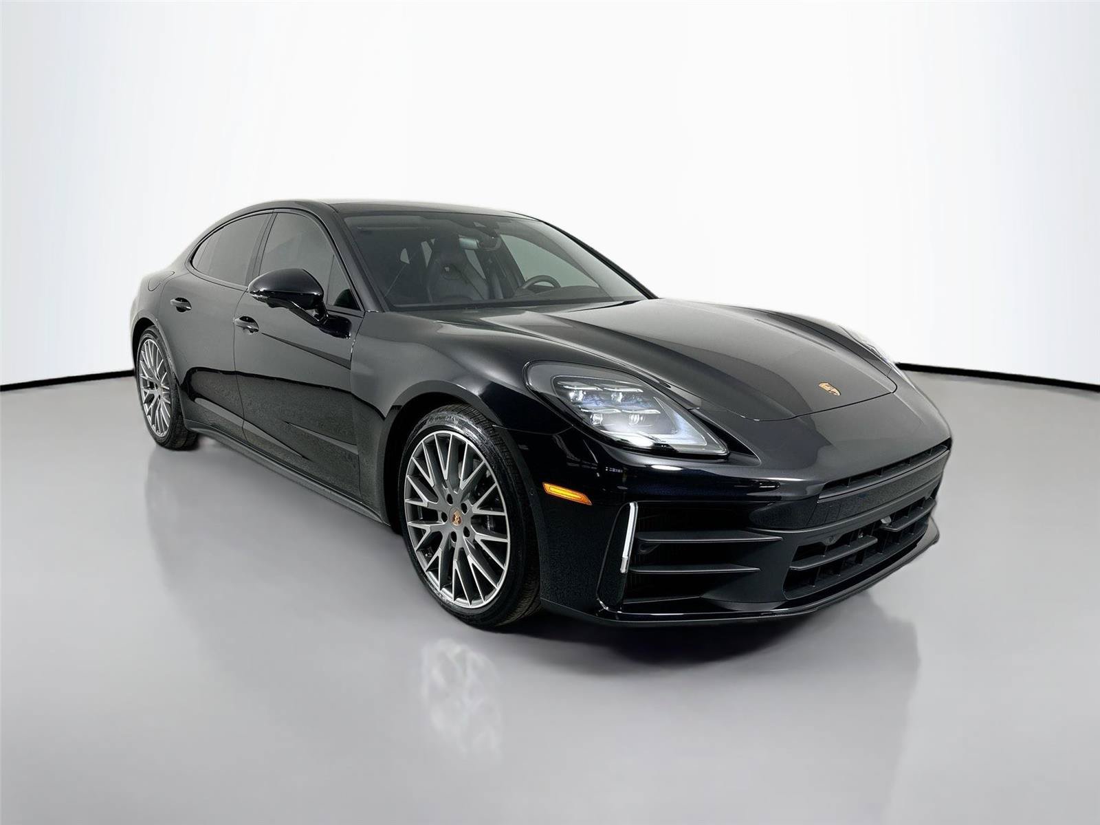Certified 2026 Porsche Panamera 4 AWD/4WD image 9