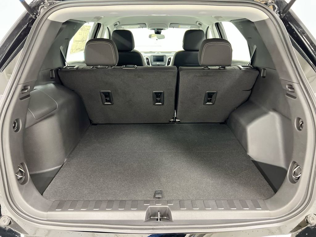 Used 2023 Chevrolet Equinox LS AWD/4WD image 23