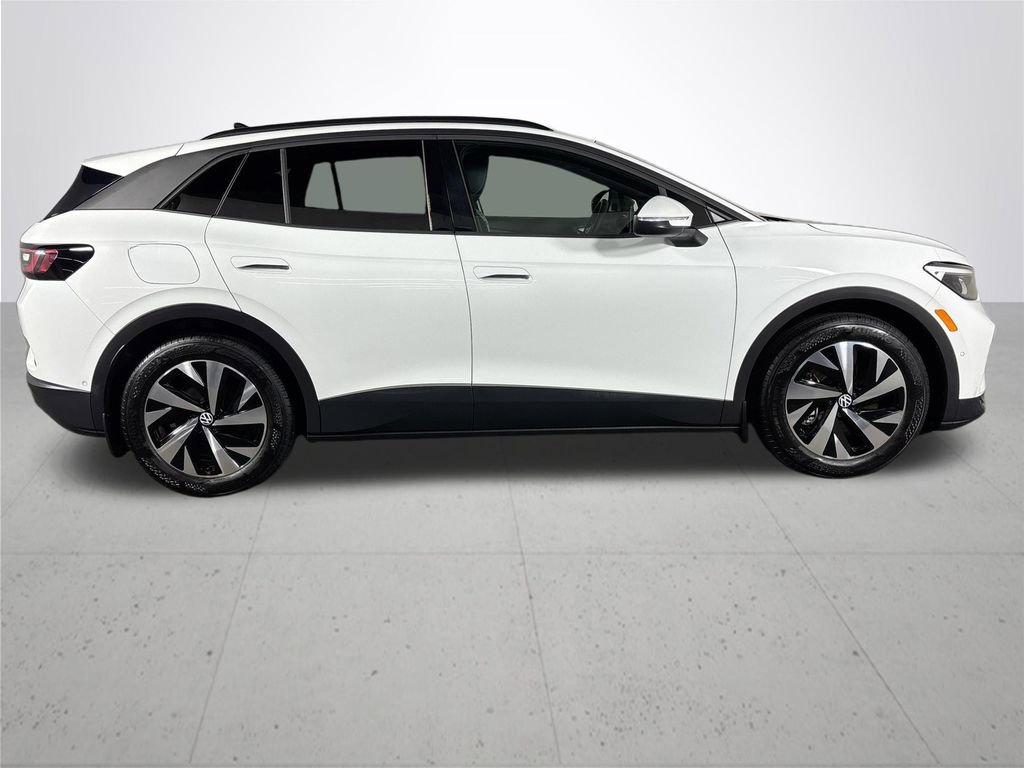 Used 2023 Volkswagen ID.4 2WD image 5