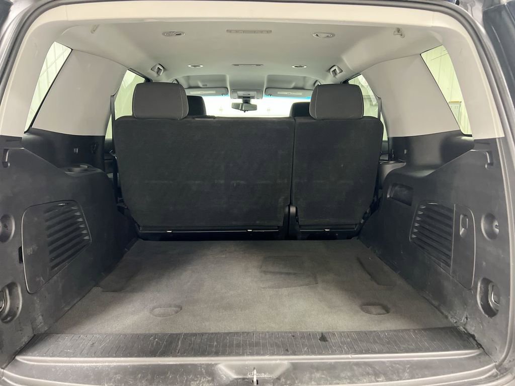 Used 2019 Chevrolet Tahoe LS AWD/4WD image 23