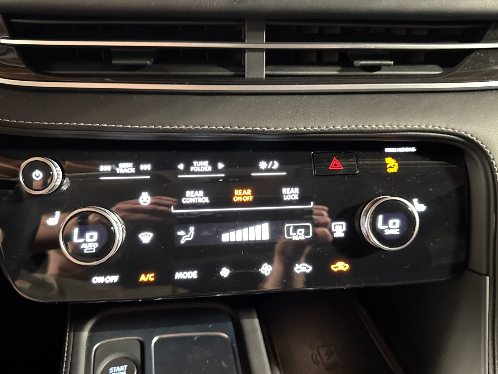 Certified 2025 INFINITI QX60 Pure AWD/4WD image 22