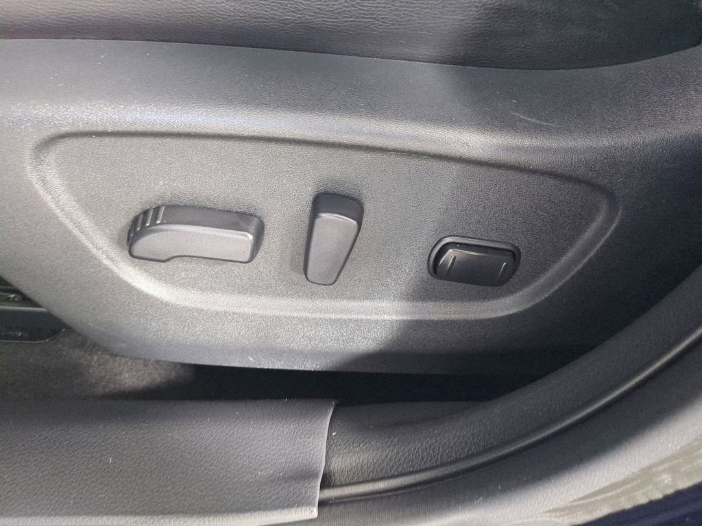 Used 2015 Nissan Rogue SL w/ SL Premium Package image 22