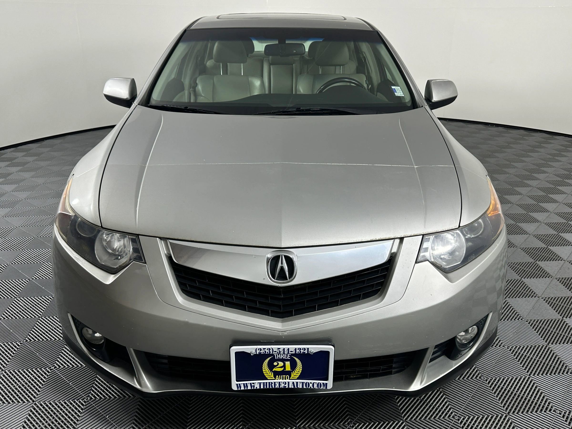 Used 2009 Acura TSX Sedan image 2