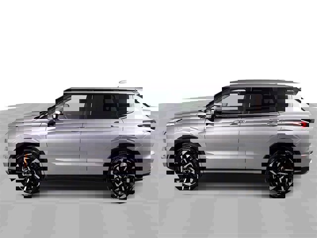 Used 2024 Mitsubishi Outlander SE image 5
