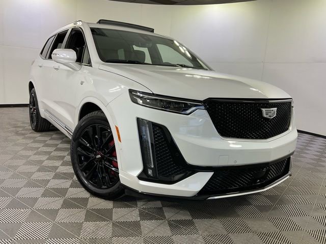 Certified 2025 Cadillac XT6 Sport w/ LPO, Red Accent Package image 43