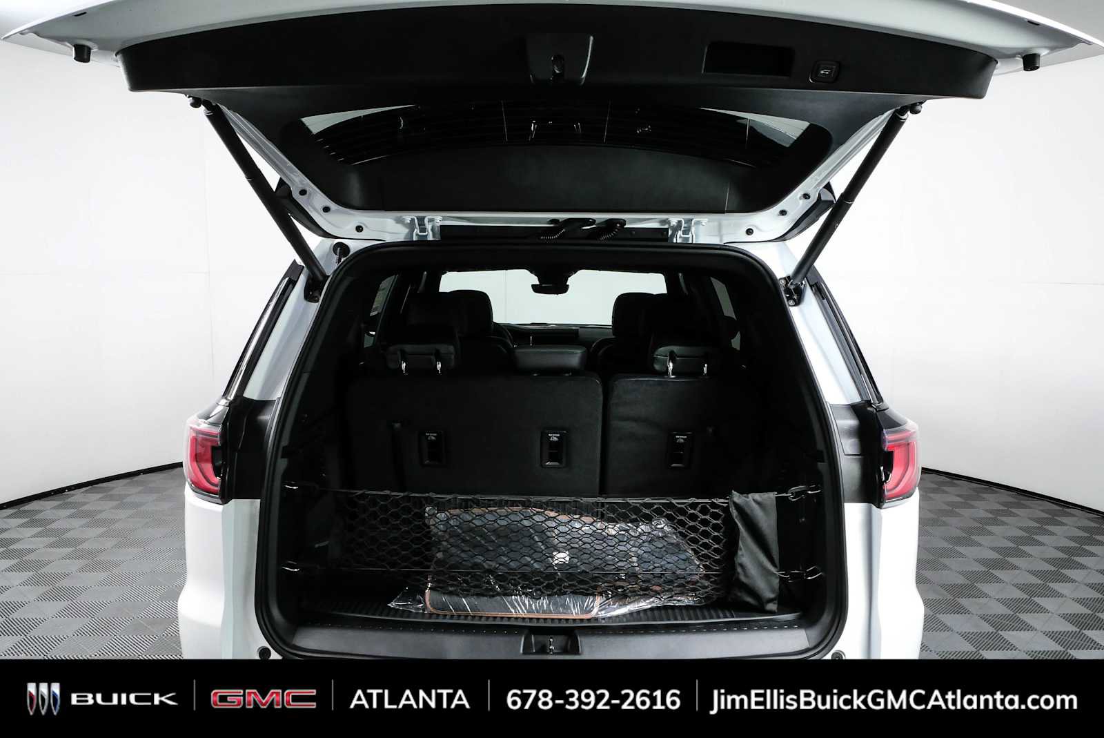 New 2026 GMC Acadia AT4 w/ Luxury Package AWD/4WD image 32