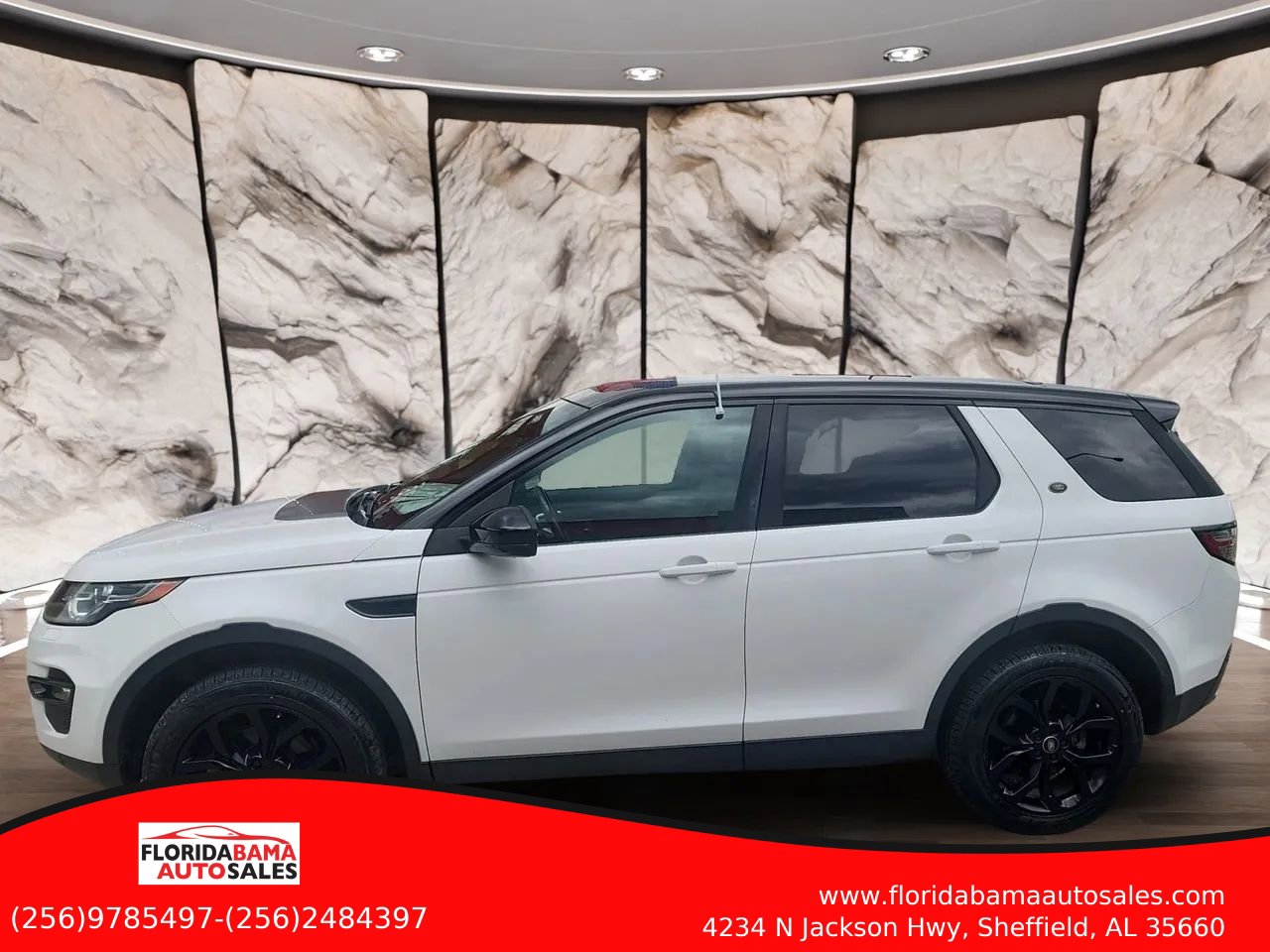 Used 2016 Land Rover Discovery Sport HSE image 4