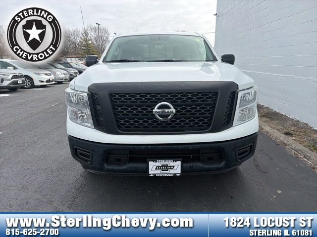 Used 2017 Nissan Titan S image 8