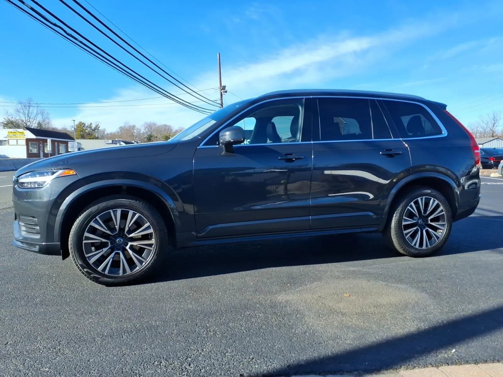 Used 2022 Volvo XC90 T5 Momentum w/ Climate Package image 6