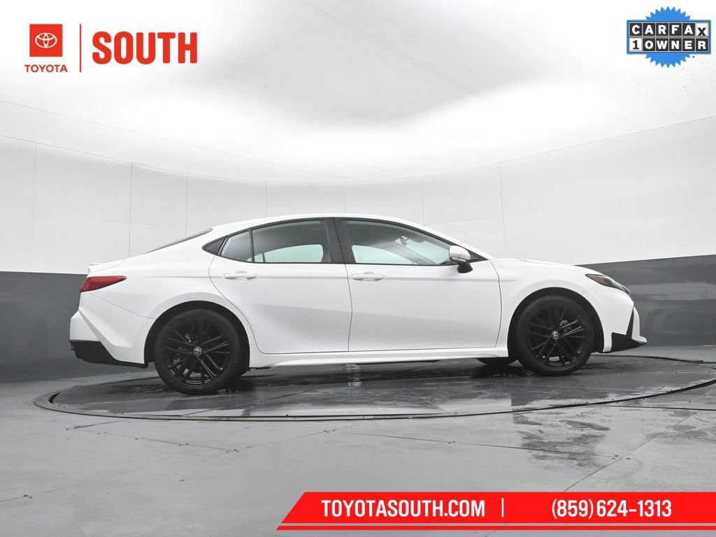 Certified 2025 Toyota Camry SE image 40