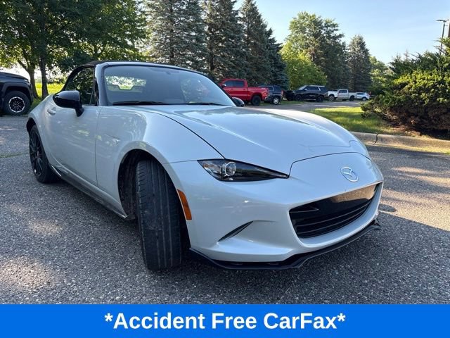Used 2016 MAZDA MX-5 Miata Club w/ Brembo/BBS Package RWD image 2