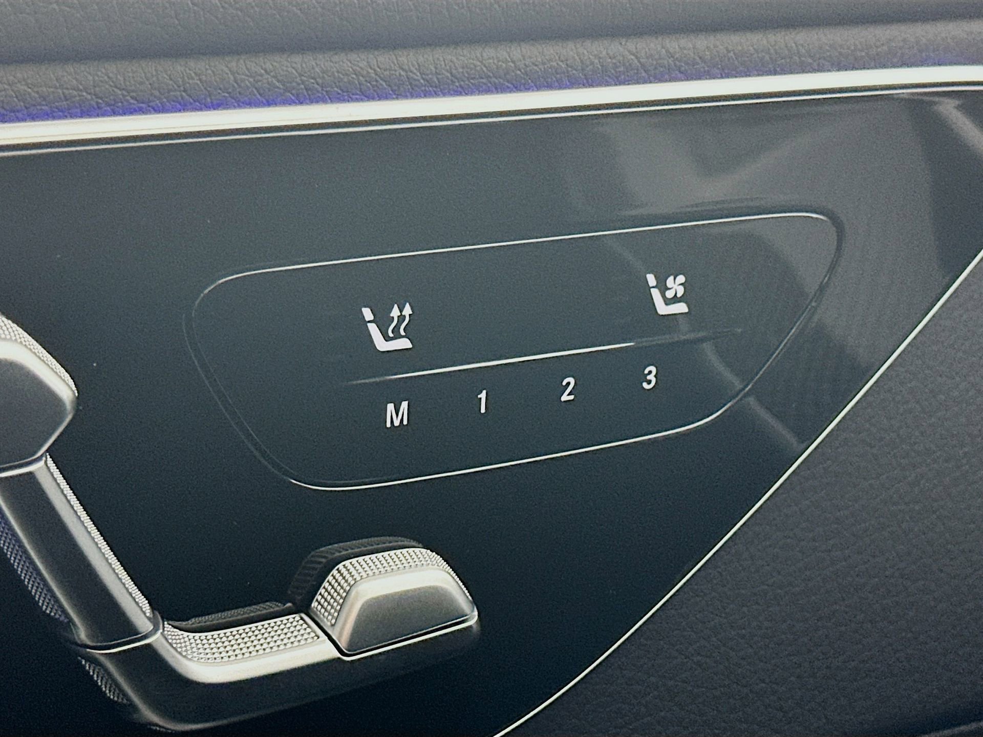 New 2026 Mercedes-Benz C 300 Sedan image 21