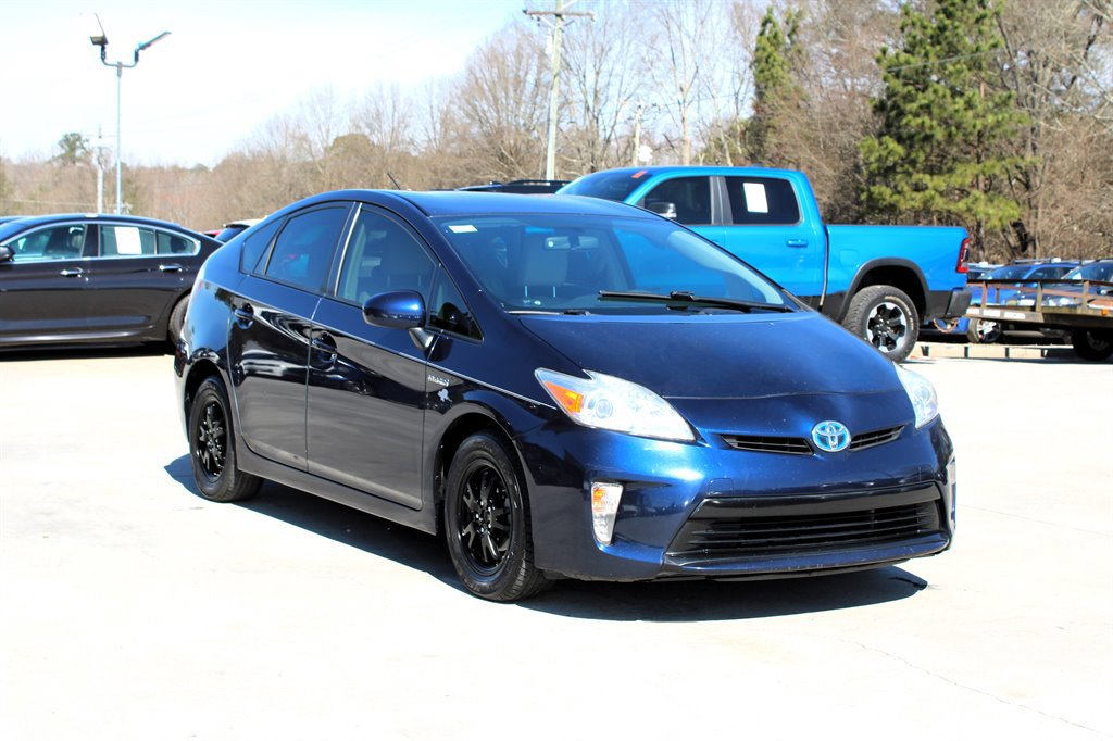 Used 2015 Toyota Prius Two FWD image 9