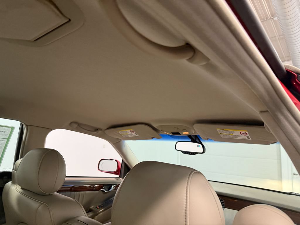 Used 2005 Cadillac De Ville DHS w/ Equipment Group FWD image 69