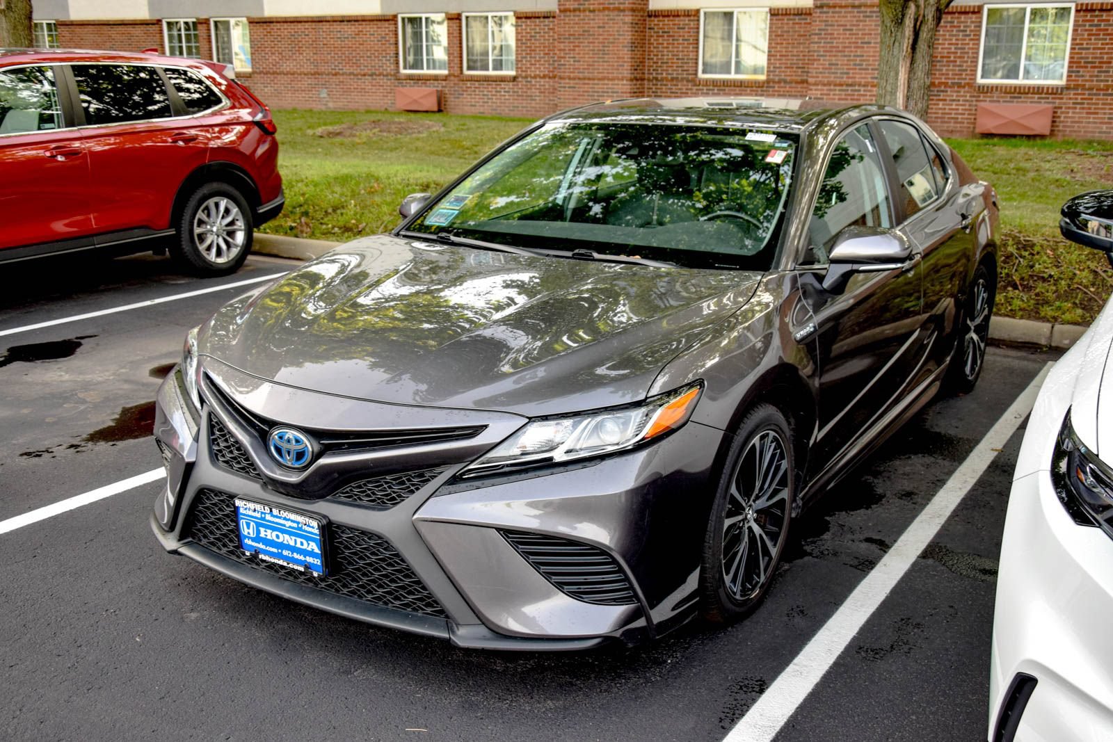 Used 2019 Toyota Camry SE w/ Audio Package FWD image 13