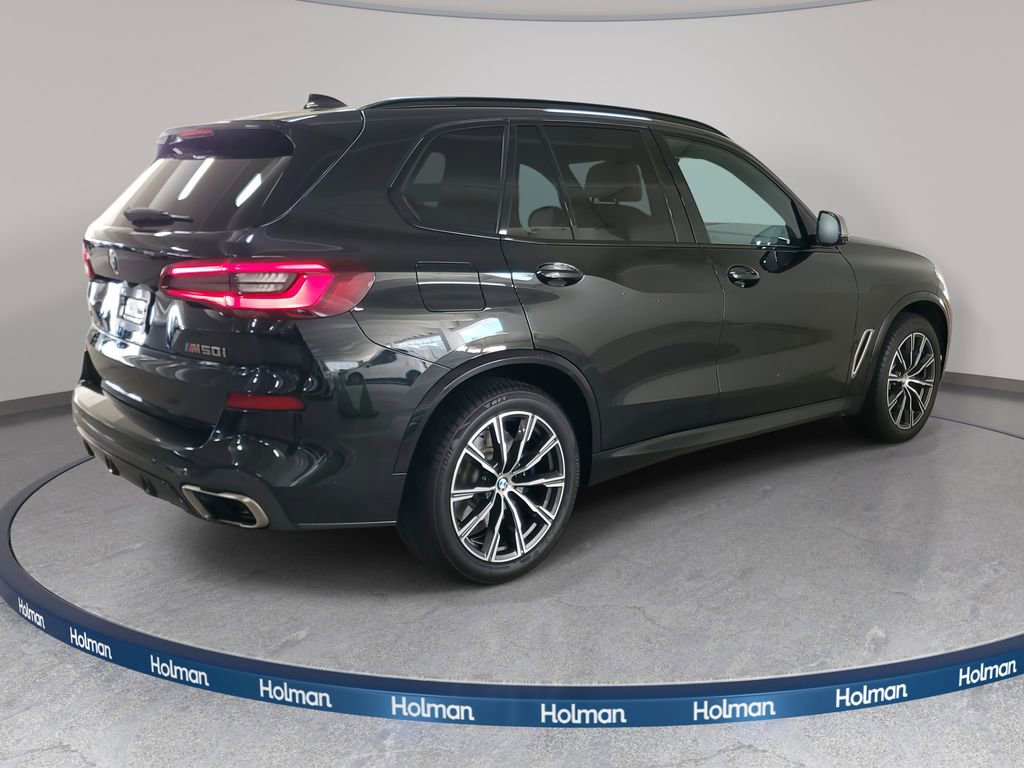 Used 2021 BMW X5 M50i image 8
