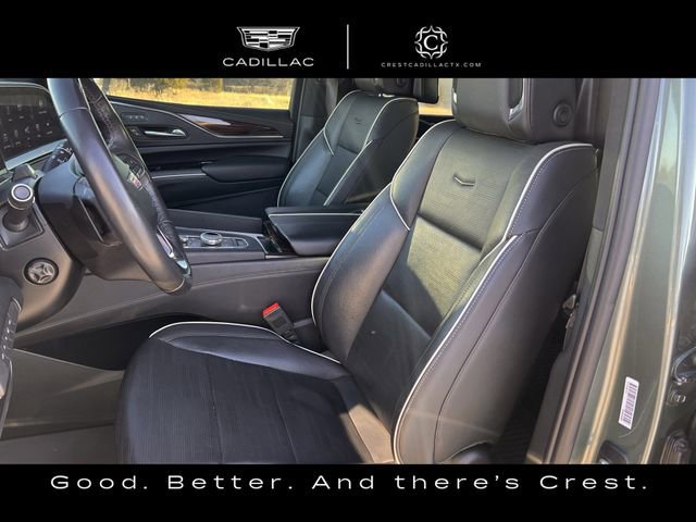 Used 2023 Cadillac Escalade Premium Luxury image 24
