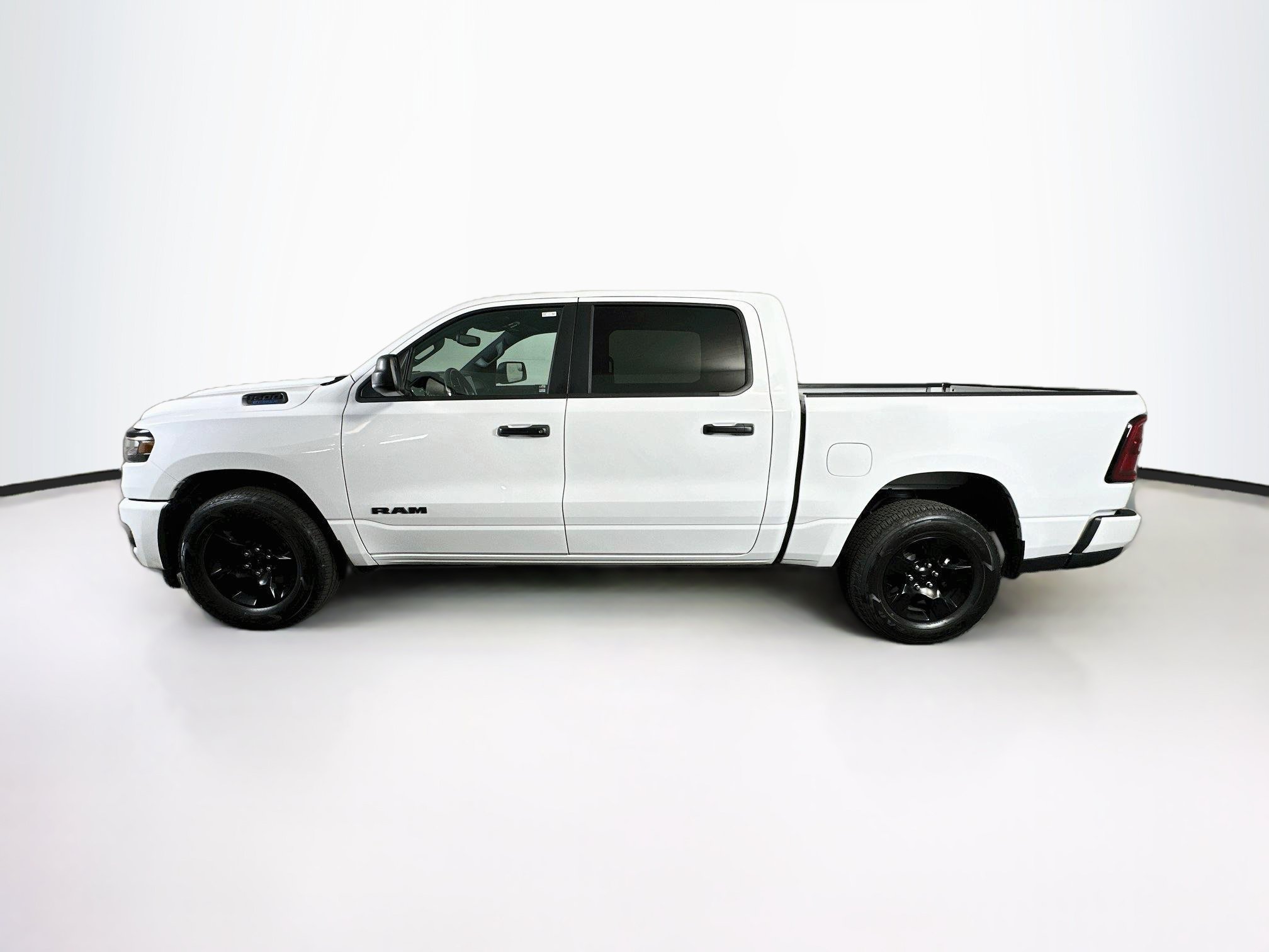 Used 2025 RAM 1500 Tradesman w/ Night Edition RWD image 4