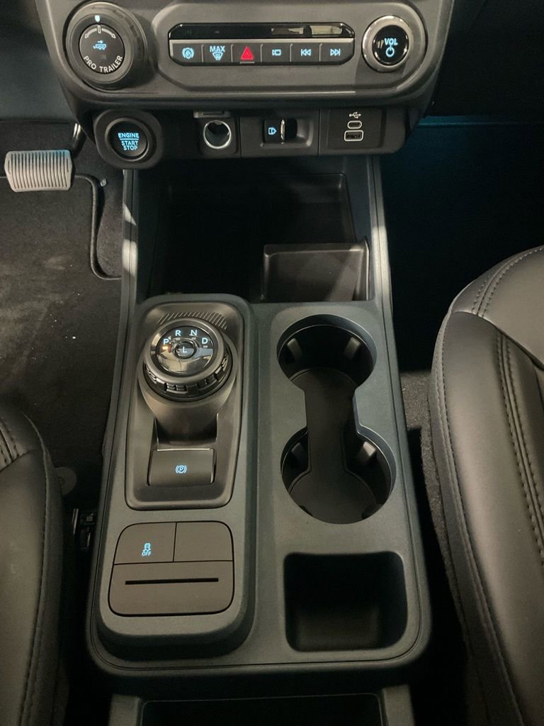 New 2026 Ford Maverick Lariat w/ Black Appearance Package image 19