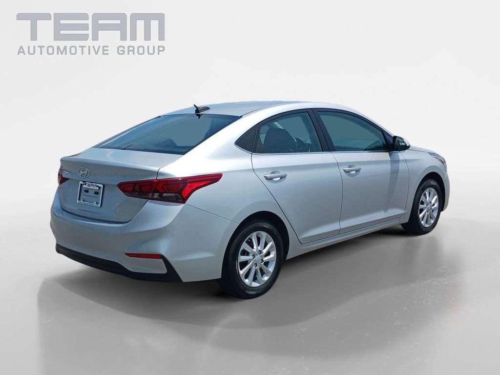 Used 2022 Hyundai Accent SEL FWD image 7