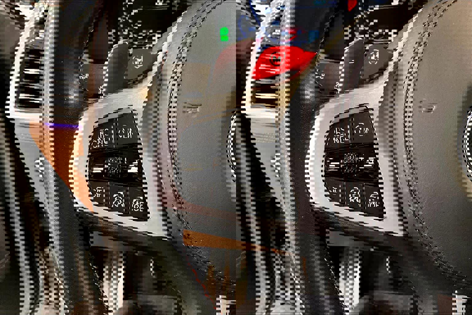 Used 2023 BMW X6 M w/ Competition Package image 24