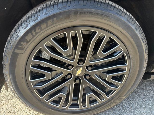 Used 2021 Chevrolet Suburban High Country image 10