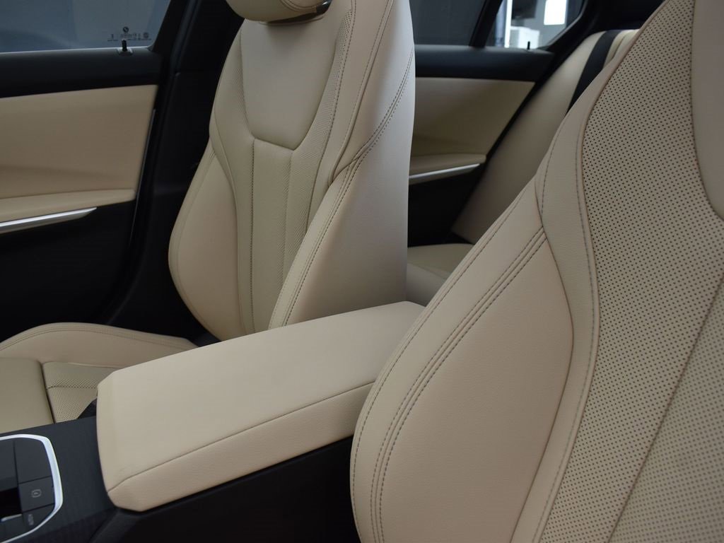 New 2026 BMW 330i Sedan w/ Convenience Package image 14