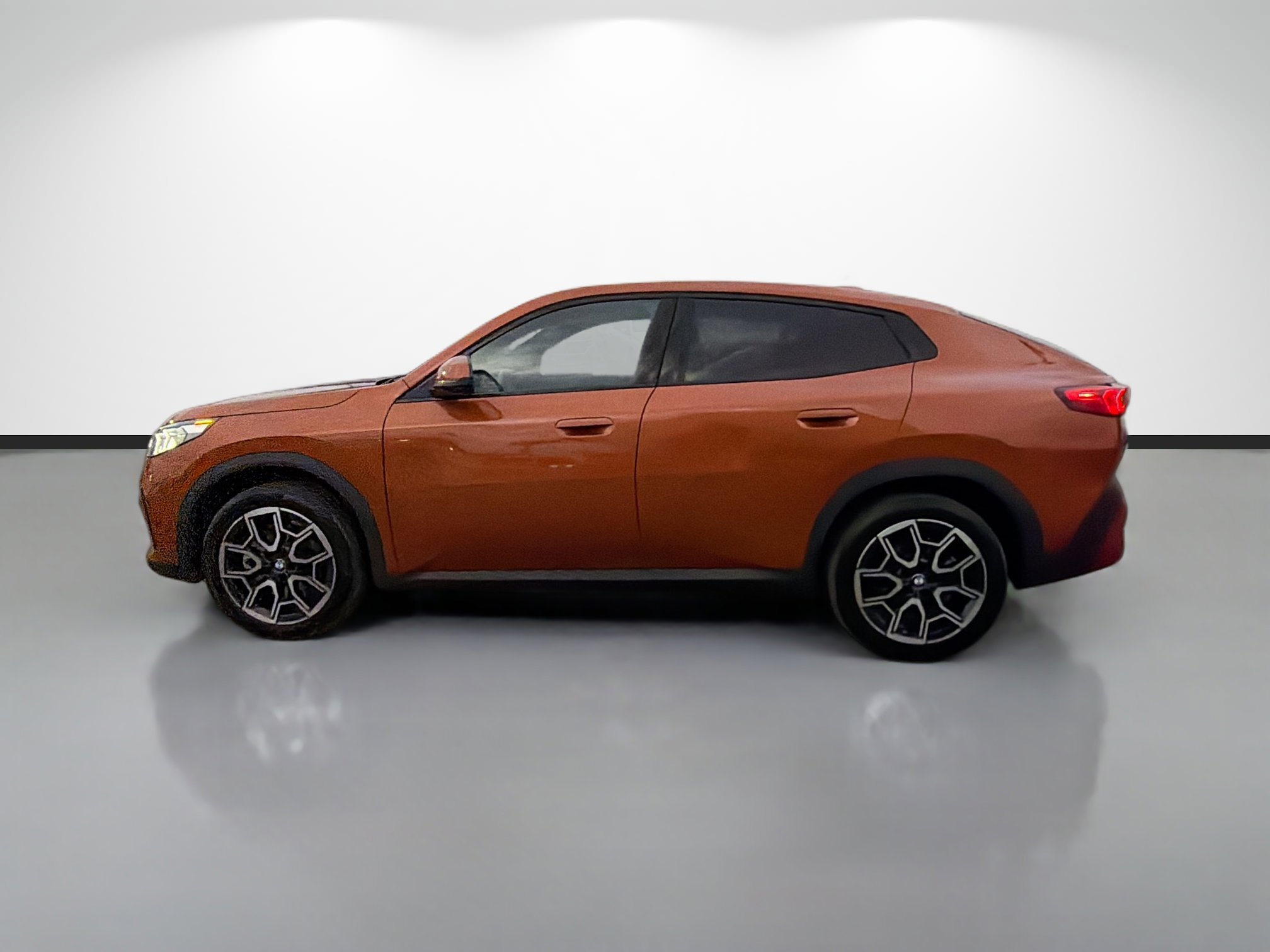 Used 2025 BMW X2 xDrive28i image 6