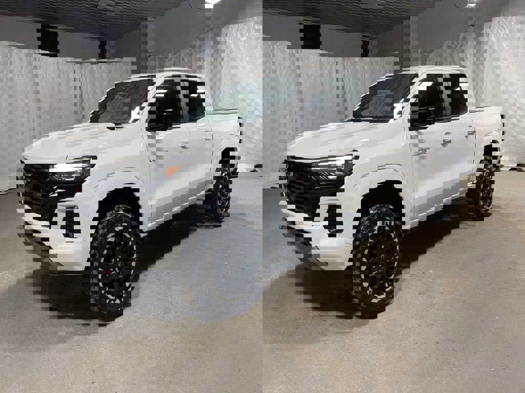 New 2026 Chevrolet Colorado Z71 w/ Technology Package image 3