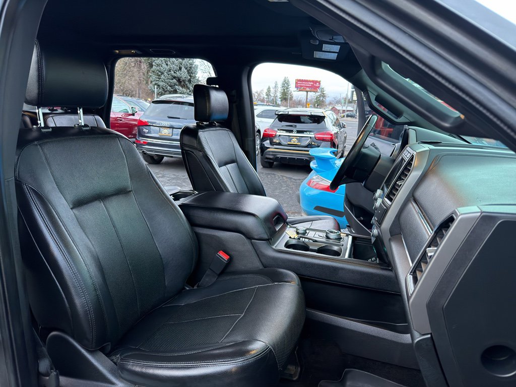Used 2018 Ford Expedition Max XLT w/ Equipment Group 202A image 19