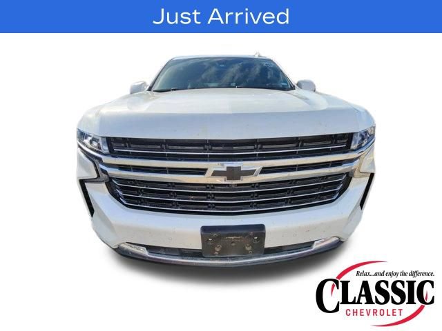 Used 2021 Chevrolet Tahoe LT w/ Luxury Package image 3
