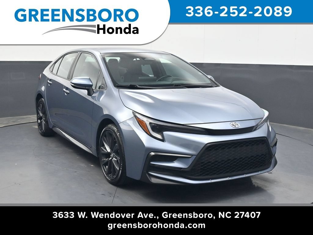 Used 2023 Toyota Corolla SE FWD image 1