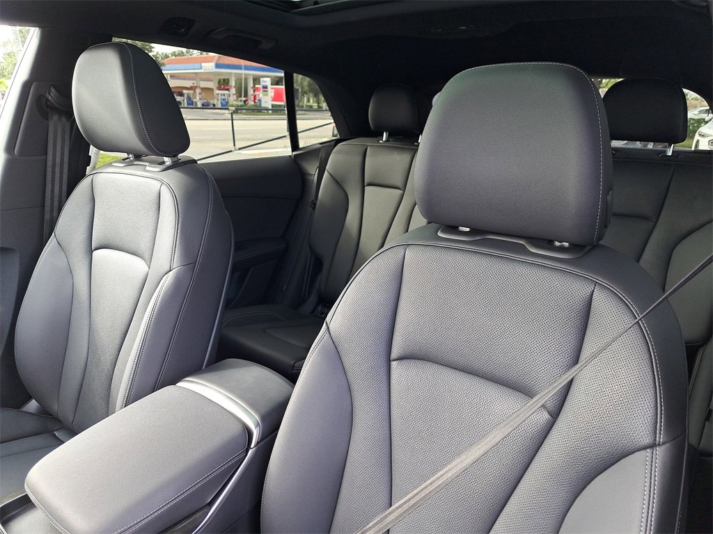 Certified 2024 Audi Q8 Premium Plus image 16