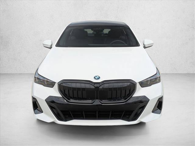 New 2027 BMW 550e xDrive AWD/4WD image 6