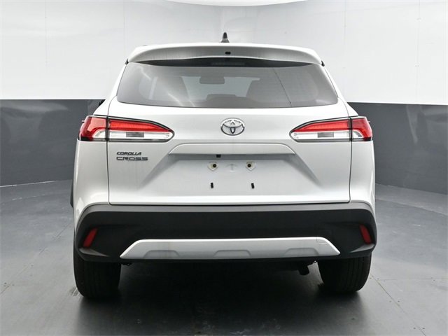 Used 2025 Toyota Corolla Cross L image 7